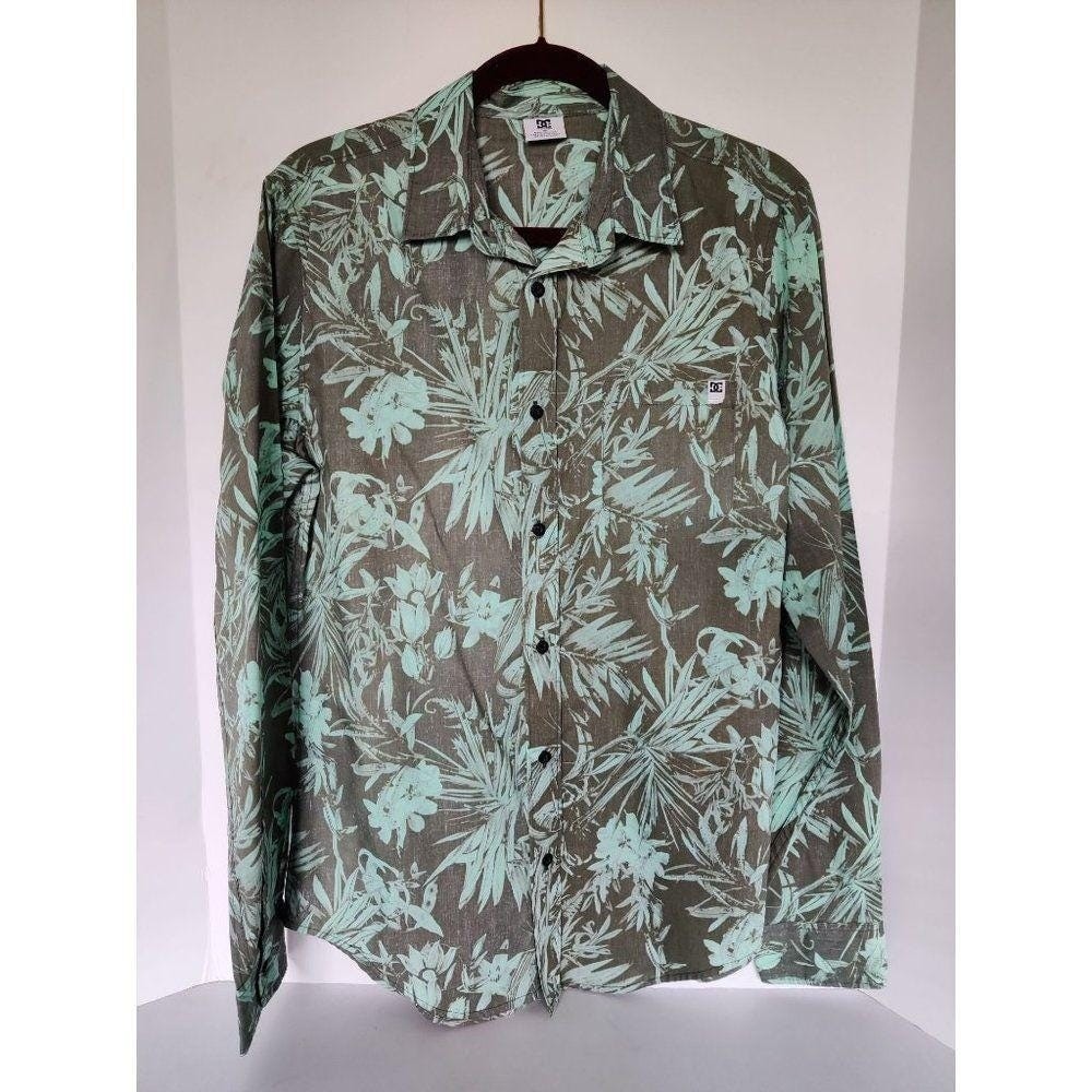 Mens DC Floral Print Long Sleeve Button Down‎ Collar Shirt Sz. M